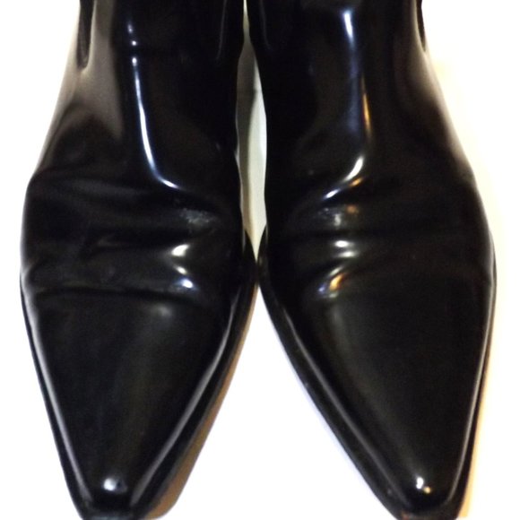 Designer Black Leather Booties W7 - Picture 1 of 11